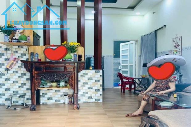 Bán nhà hẻm ô tô, Đô Đốc Chấn, Tân Phú, 8m x 8m, 73 m², nở hậu, 3 tầng - Giá 7.7 tỷ TL