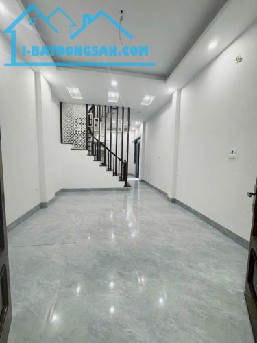 Bán nhà phố DƯƠNG VĂN BÉ , 45M2 , LÔ GÓC , NỞ HẬU , LÊN TẦNG NHÌN RA PHỐ , NHỈNH 7 TỶ Vị