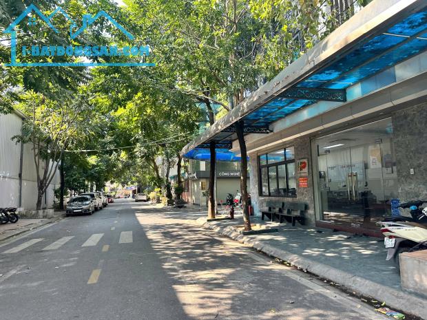 Bán nhà Sài Đồng, Long Biên, vỉa hè,ô tô tránh, ngõ thông kinh doanh  chỉ 14 tỷ hơn