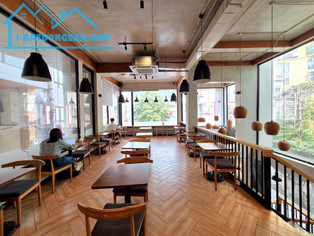 Vị trí cực phẩm, mặt phố Trường Chinh Thanh Xuân 160m2, lô góc 3 thoáng, MT 9m, 71,9 tỷ - 1