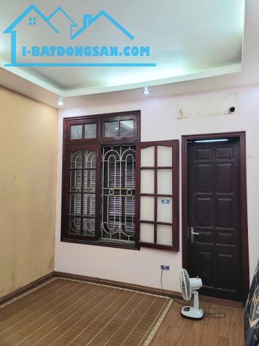 SIÊU PHẨM ÂU CƠ -ĐẮC ĐỊA MẶT PHỐ - Ô TÔ TRÁNH ĐỖ - AN CƯ TUYỆT ĐỈNH - HÀNG XÓM HỒ TÂY