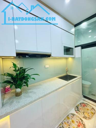 L3MPA3 🏠 Nhà 4 Tầng Mới Kính Coong, Nội Thất Hiện Đại, Gần Phố Lò Đúc, Giá 5.9 Tỷ - 2