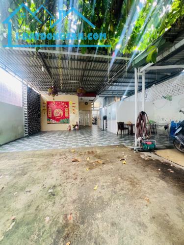 Bán nhà, siêu hot mặt tiền, Linh Đông Thủ Đức, 339m2, giá chỉ 25 tỷ - 2