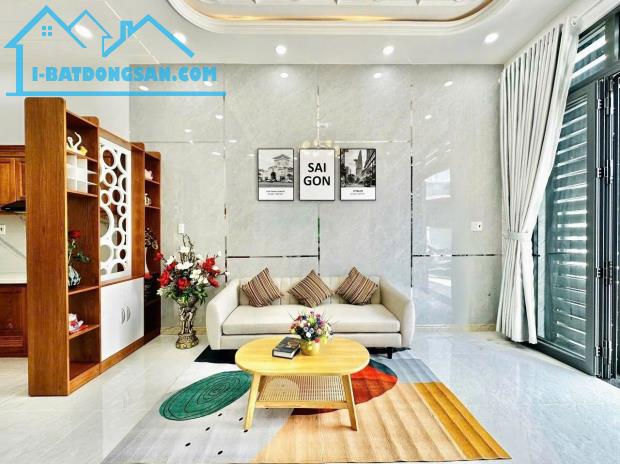 Hẻm xe hơi gần cửa, 56m2, 2PN Huỳnh Văn Nghệ, Tân Bình giá chỉ 3.59 tỷ - 4