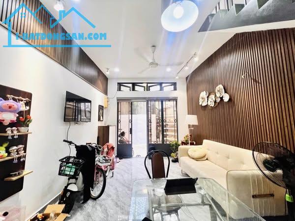 🏠Bán nhà xinh Nguyễn Văn Nghi - Gò Vấp - 32m2 ( 4*8 ) - Đầy đủ công năng - Giá 3 tỷ hơn - 4