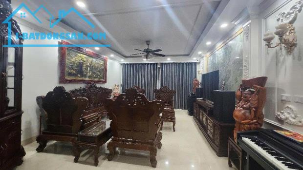 NHÀ KHU ĐẤU GIÁ QUANG LÃM PHÚ LÃM Ô TÔ ĐỖ CỬA 9.99 TỶ