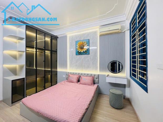 Nhỉnh 5 tỷ, nhà 5 tầng khu Quan Hoa – Cầu Giấy, diện tích 30m², full nội thất, - 1