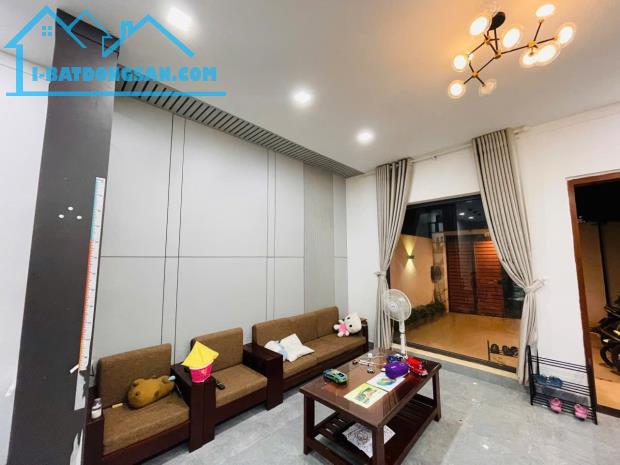 🍭cần bán nhà hẻm 360 Hùng Vương-p Tân Lập - gần trường tiểu học Y Jut giá 3,5 tỷ - 5