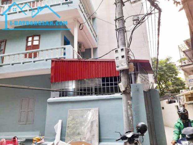 Cho thuê nhà đẹp Lô góc Phương Mai 60m2, 3 tầng, 3 ngủ, 2 WC, 13 Triệu - vào ngay - 4