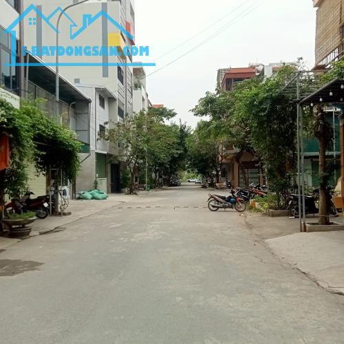 Khu ĐG Phú Lương ,  56 m2 – Đất ,  TRỤC CHÍNH 18m – VỈA HÈ ,   9.4 tỷ - 2
