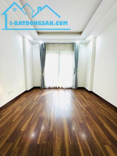 BÁN NHÀ RIÊNG PHỐ BÁT KHỐI- LONG BIÊN, 40M2,4 TẦNG, MT 3.6M, 6.2 TỶ.CÓ THƯƠNG LƯỢNG. - 2