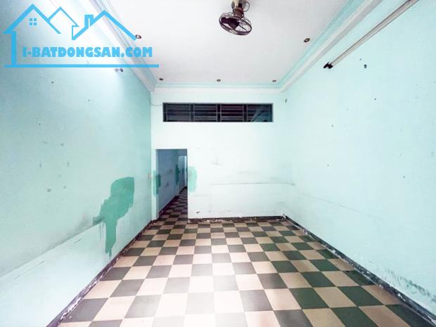 Nhà Hẻm Xe Hơi 6m, 3 tầng đúc, Đất Thánh, Tân Bình, 102m2, chỉ 9.9 tỷ TL