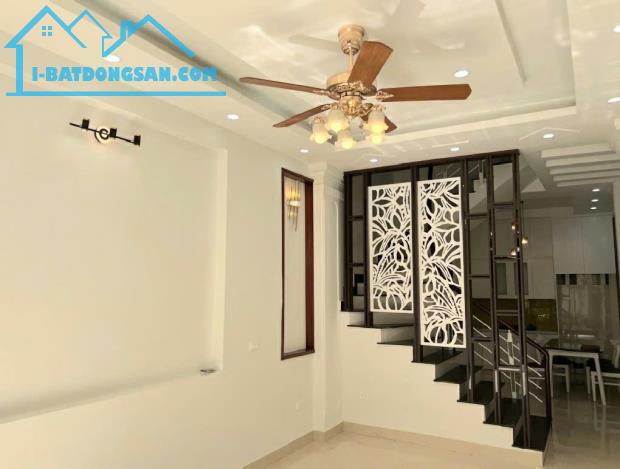 NHÀ ĐẸP Ở LUÔN LONG BIÊN, Ô TÔ TRÁNH, KD, 20M RA ĐƯỜNG ĐÔI, GIÁ HỜI CHO AI NHANH - 4