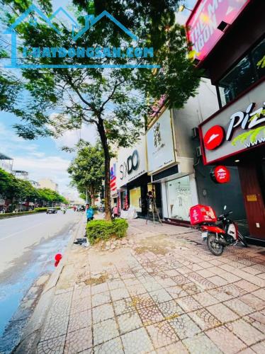 ĐẤT, MẶT PHỐ, NGUYỄN VĂN CỪ, LONG BIÊN-KD-GARA-VỈA HÈ: 470M X3T, MT 10M, GIÁ 148 TỶ.