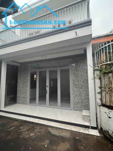 Nhà 1T-1L hẻm đường Lê Văn Việt TNPB quận 9 5.5tỷ/90m2.