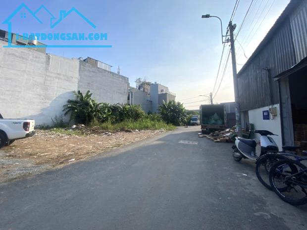 Nhà Đẹp ở ngay, khu P lô cao cấp, Bưng Ông Thoàn, Q9, dtsd 209m2, giá chỉ 5.45 tỷ - 1