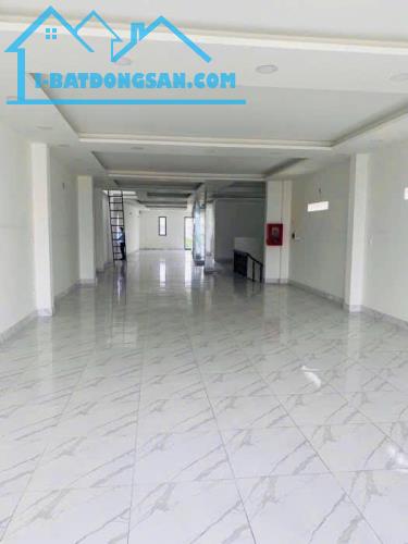 MẶT TIỀN KINH DOANH 6 TẦNG THANG MÁY - NGUYỄN VĂN QUÁ ĐÔNG HƯNG THUẬN Q12 - 3