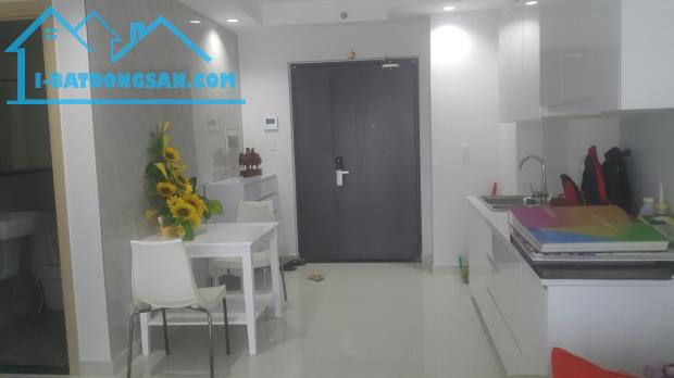 Cho thuê giảm giá mùa tết ! căn hộ C/cư cao cấp Saigonhome 50m2 full nội thất  7 triệu - 3