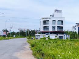 Gấp! Giá hời bán nhanh nền biệt thự D/A Phú Nhuận đối diện GlobalCity giá chỉ 69tr/m2 - 1