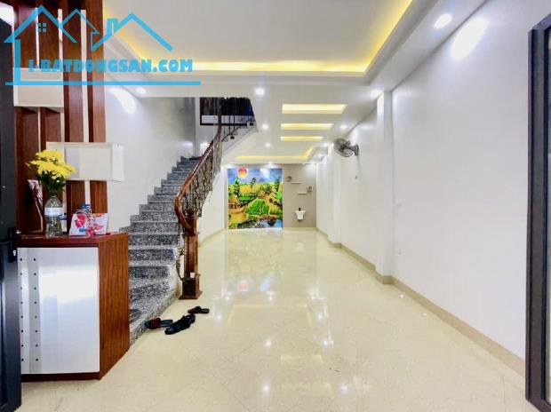 Hàng Hiếm Bán Nhà Bồ Đề 50m2-Chỉ 10.7 tỷ-Ô TÔ-FULL NỘI THẤT XỊN-GẦN HỒ- PHÁP LÝ CHUẨN  + V - 5