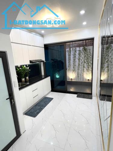 NHÀ ĐẸP KHÂM THIÊN_ ĐỐNG ĐA - GẦN PHỐ - Ở SƯỚNG - 40M2 -4T-chỉ 6 X TỶ - GẦN Ô TÔ - 3