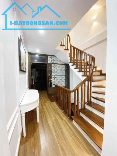Nhà phân lô Tây Sơn, Đống Đa, gần ôtô, doanh thu 600triệu/năm, 64mx5t, 12.8 tỷ, 0985696268