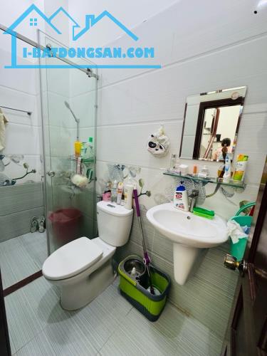 Bán nhà đẹp ở ngay sát Võ Văn Kiệt , xe hơi ngủ nhà,khu cao tầng, 54m2, 5.9 tỷ.(TL 9 chủ) - 2