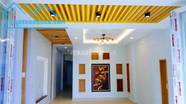 BÁN NHÀ MT DƯƠNG VĂN DƯƠNG, Q.TÂN PHÚ, GIÁ 9.5 TỶ - 52M2, 4 TẦNG, 3PN, 4WC, SỔ HỒNG