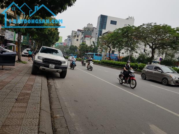 Mặt Phố Nguyễn Văn Cừ, Diện tích 90m², Mặt Tiền 5.1m, Kinh Doanh Ngày Đêm, Hiếm Nhà Bán. - 2