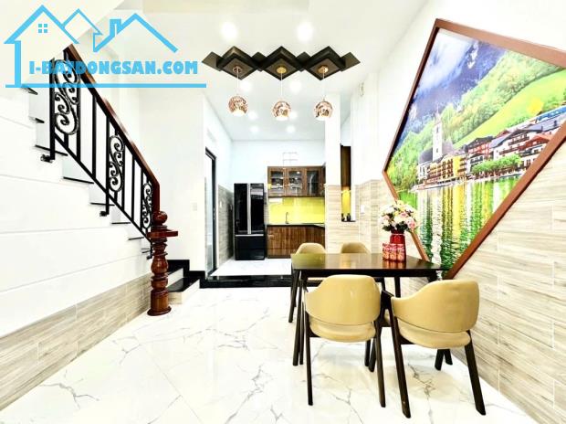 🏡🏡🏡 NHÀ 3 TẦNG BTCT - HẺM XE HƠI ĐƯỜNG NGUYỄN VĂN KHỐI. NGAY CÔNG VIÊN LÀNG HOA NỘI THẤ - 1