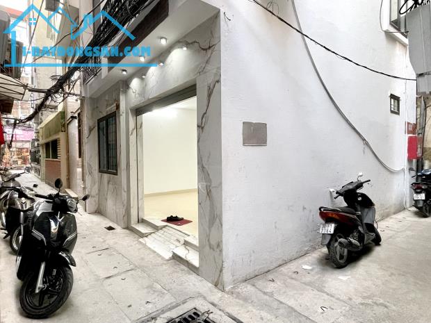 Căn góc 3 mặt thoáng vừa ở và kinh doanh 45m2*6 tầng-12.6 tỷ-20m ra mặt phố- Q. Thanh Xuân