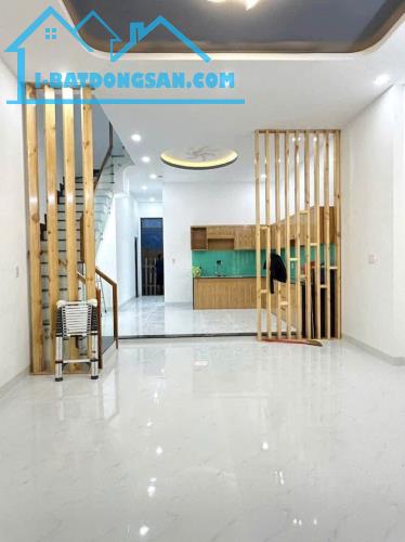 +1 BÁN NHÀ TÂN HÒA 2 - 80M2 - 4PN - Ô TÔ NGỦ - SÂN THƯỢNG - 6.5 TỶ