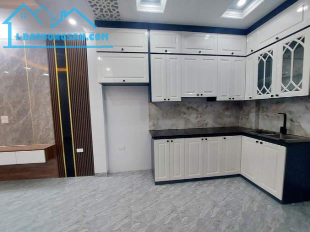 Bán nhà lô góc 220m2 tại Phùng Hưng Hà Đông tiện di chuyển 19/5, Tô Hiệu, Trần Phú