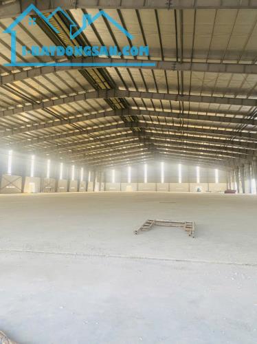 Bán kho xưởng 75 tỷ, 70x150m, 2 mặt tiền đường số 9 KCN Xuyên Á, Xã Mỹ Hạnh Bắc, Long An - 2