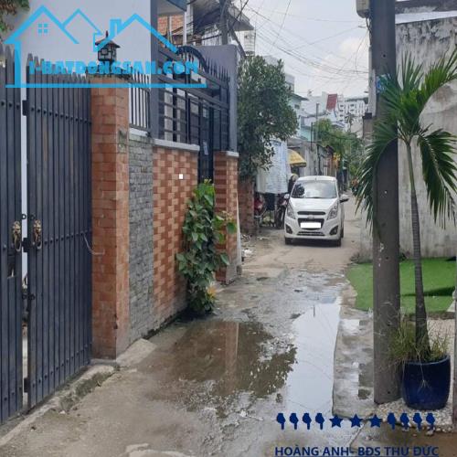 Bán nhà hẻm ô tô thông đường Hồ Văn Tư , Phường Trường Thọ, Quận Thủ Đức _ 99 m2 đất_ Chỉ - 5
