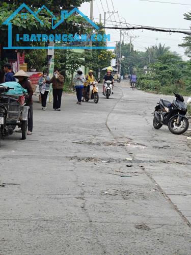 Chính chủ cho thuê mặt bằng nhà hẻm lớn đường đông đúc, mặt kênh cuối hẻm 919 Hương Lộ 2 - 1