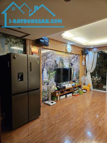 Bán nhà phố Xuân Đỉnh diện tích 40m2. Xây 6 tầng giá 6,6 tỷ Sổ đỏ chính chủ - 2