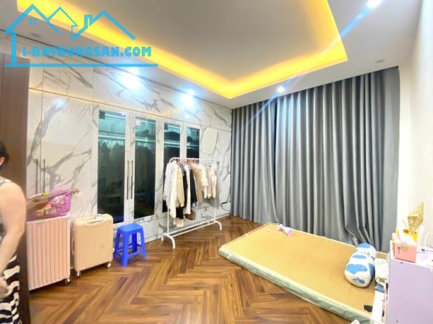 Bán nhà Đặng Văn Ngữ, quận Đống Đa, 42m2, 5T, ngang 6m, hơn 7 tỷ - 1