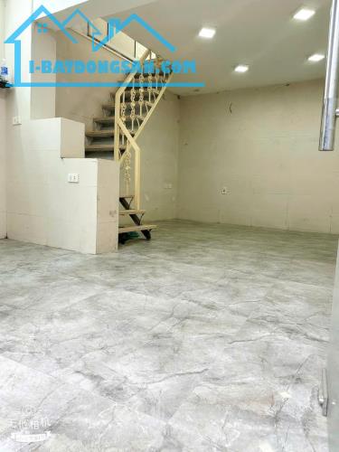 CHO THUÊ NHÀ KD SPA KẾT HỢP Ở LẠI PHỐ TRẦN QUÝ CÁP, 27M2, 3 TẦNG, CÓ VỈA HÈ, 13 TRIỆU. - 1