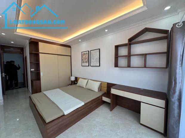 BÁN NHÀ NGỌC LÂM - LONG BIÊN - 41M² - NGÕ Ô TÔ TRÁNH - VỊ TRÍ TRUNG TÂM, GIÁ HƠN 7 TỶ - 2