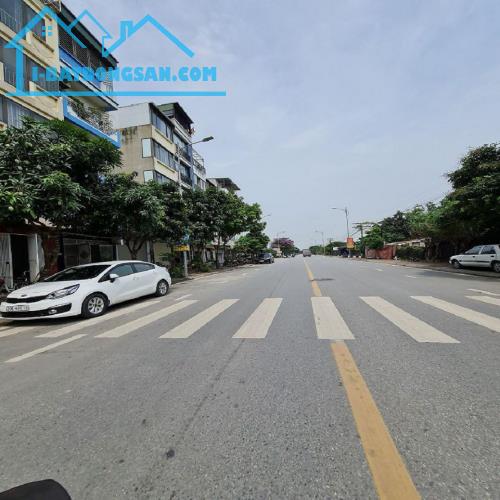 50m2 phố Thành Trung, Trâu Quỳ, Gia Lâm, Kinh doanh ngày đêm. Lh 0989894845 - 3