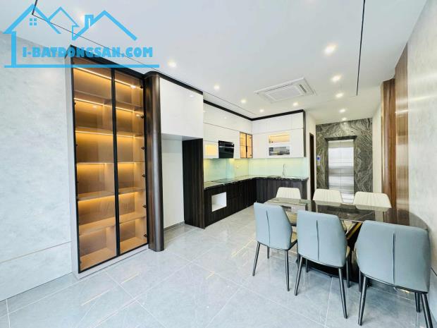 Bán Nhà Ngõ 90 Phố Hoàng Như Tiếp, Bồ Đề, 46m2, 6Tầng, Thang Máy, Phân Lô, Ô Tô, Full Đồ - 1