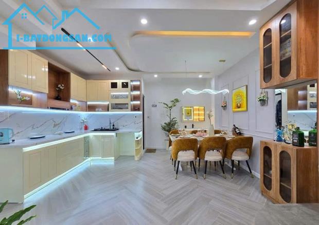 🏠 Nhà đẹp, giá rẻ tại TRUNG TÂM NGOẠI NGỮ YẾN VIỆT MỸ, 2 tỷ 150 triệu - 2