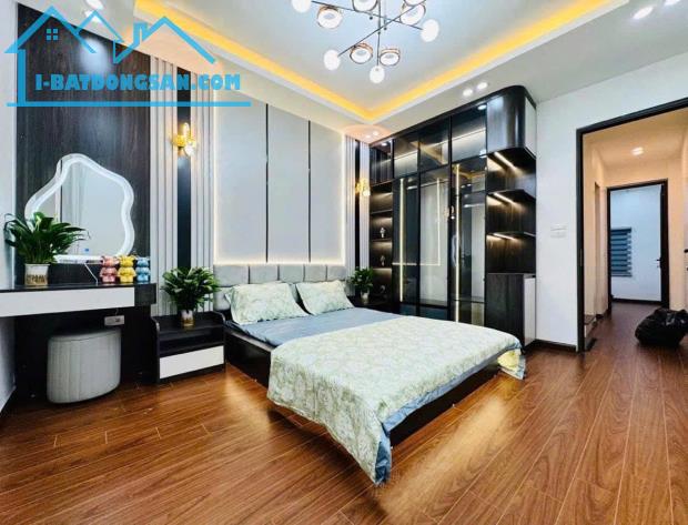 Cần bán nhà 5 Tầng Hoàng Văn Thái , Thanh Xuân 34m2 . 10m ra oto tránh , nội thất cao cấp - 4