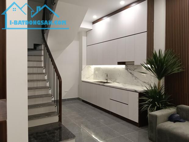 48M2*4T GẦN BV BẠCH MAI, NGÕ BA GÁC, ĐẸP LONG LANH - 3