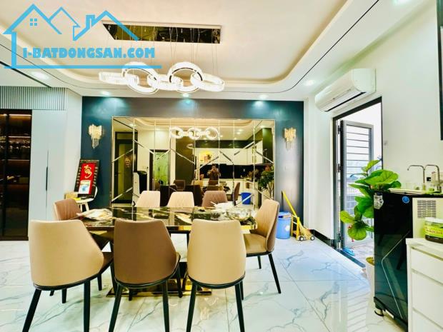 BÁN NHÀ BÌNH THÀNH  SIÊU PHẨM NHÀ MỚI  5 TẦNG MT KHỦNG 8M 168M2  XE TẢI THÔNG HƠN 15 TỶ - 1