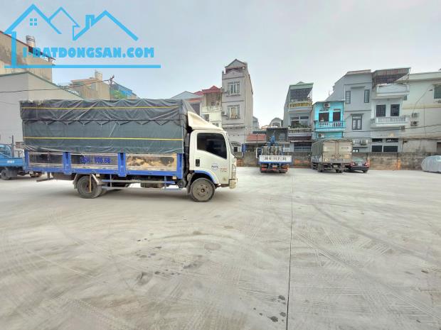 250m kho xưởng khu vực Dương Văn Bé cần cho thuê, container vào tận cửa, giá 19tr/th