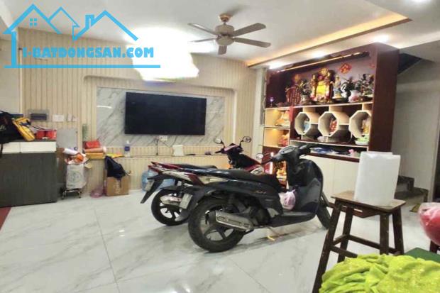 Bán nhà hẻm xe hơi, Hương Lộ 2, Bình Tân, 8m x 8.5m, 68m², 4 tầng - Giá 7.95 tỷ TL - 5