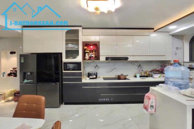 Bán nhà hẻm xe hơi, Hương Lộ 2, Bình Tân, 8m x 8.5m, 68m², 4 tầng - Giá 7.95 tỷ TL - 2