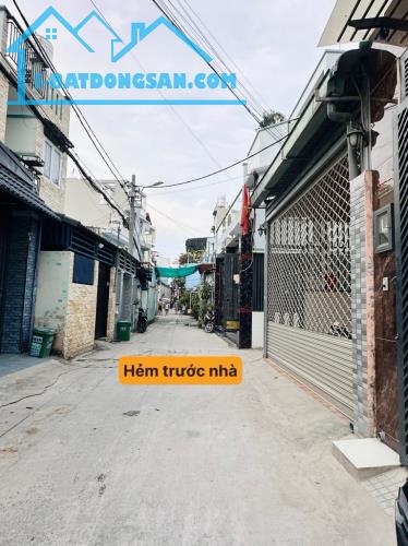 🥰🥰 MỘT SIÊU PHẨM  ♥️NHÀ ĐẸP CHỦ TẶNG HẾT NỘI THẤT _ XE HƠI NGỦ NHÀ 💕 57M²  5TẦNG  🏅chỉ - 5